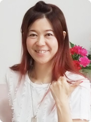 南 瑠霞
